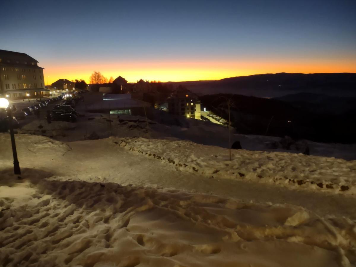 Ferienwohnung Milmari Kop N10 Kopaonik Exterior foto